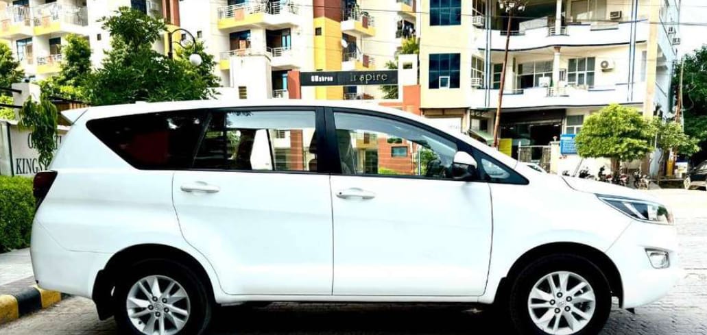 Toyota Innova Crysta(2020-2023) 2.4 G Plus 7 Str Bs-vi